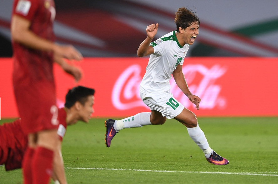 雷火电竞合作-皇马绝杀里昂，卡瓦尼乌龙送礼亚洲杯